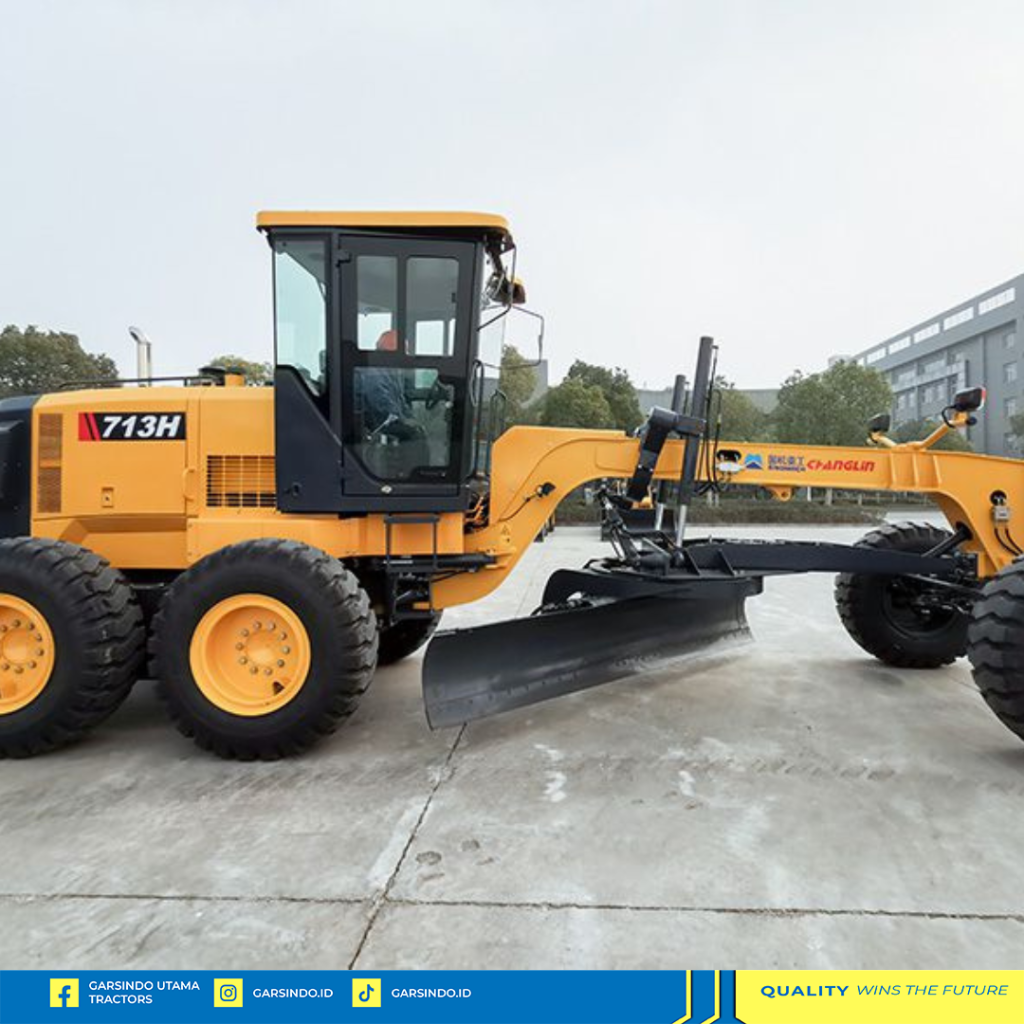 MOTOR-GRADER-SINOMACH-713H-4-1.png